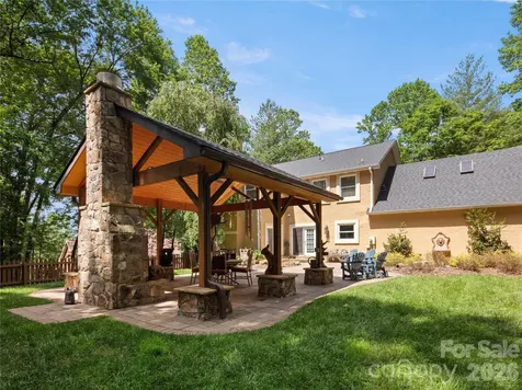 105 Braeside Circle Asheville NC 28803