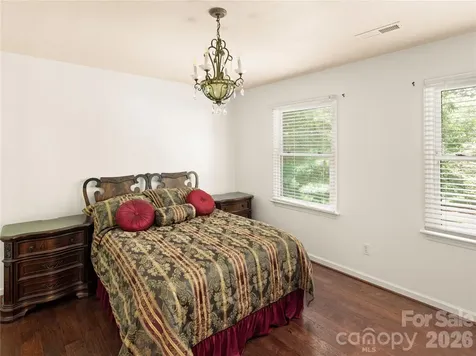 105 Braeside Circle Asheville NC 28803
