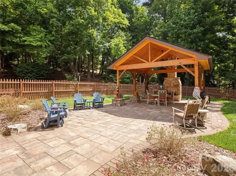 105 Braeside Circle Asheville NC 28803