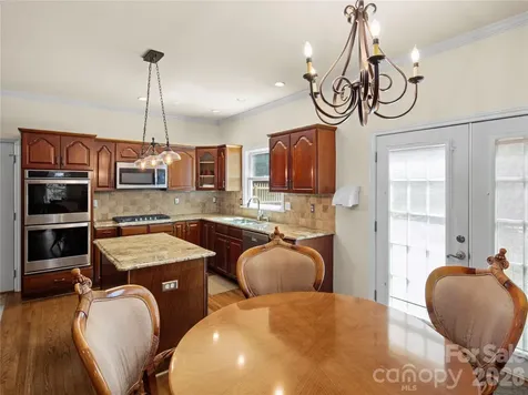 105 Braeside Circle Asheville NC 28803