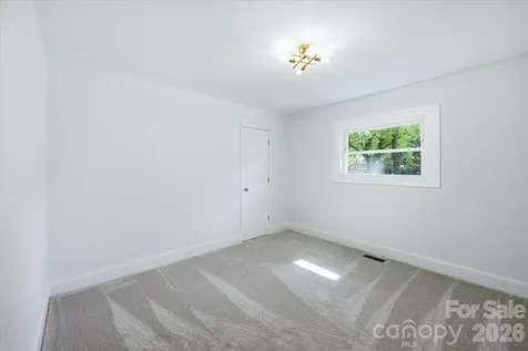 1815 Haines Street Charlotte NC 28216