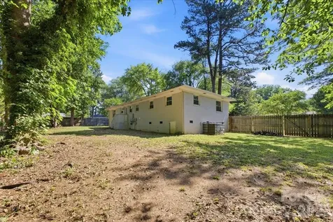 1815 Haines Street Charlotte NC 28216