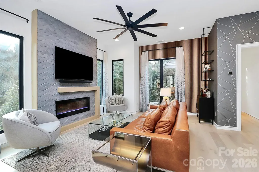 2718 N Davidson Street Charlotte NC 28205