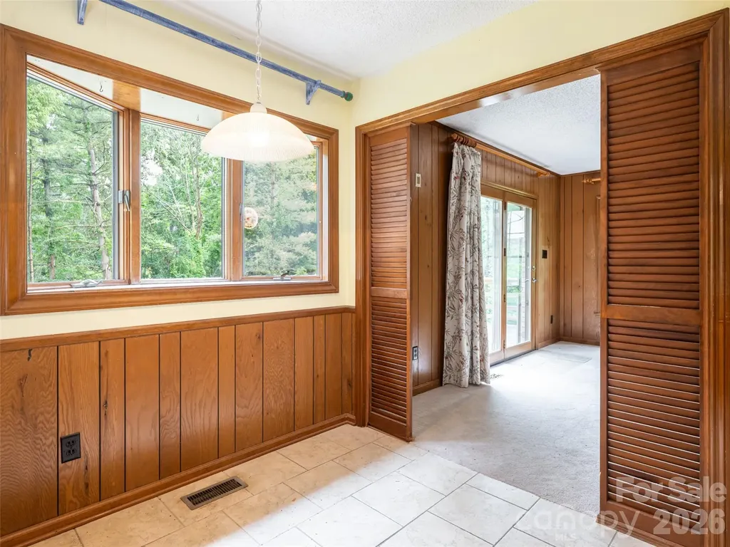 40 Applecross Road Weaverville NC 28787