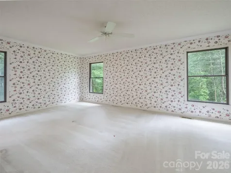 40 Applecross Road Weaverville NC 28787