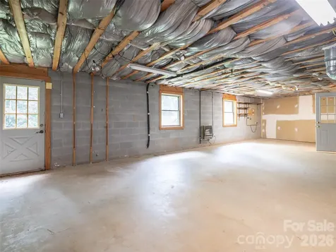 40 Applecross Road Weaverville NC 28787