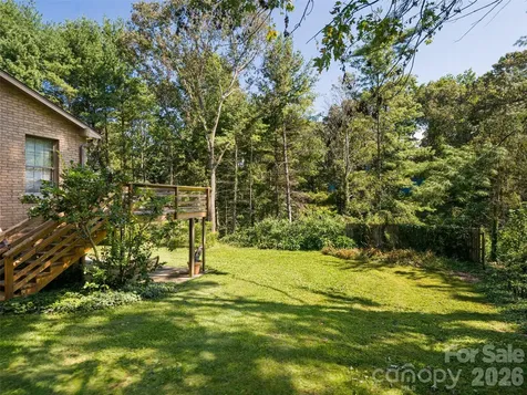 40 Applecross Road Weaverville NC 28787