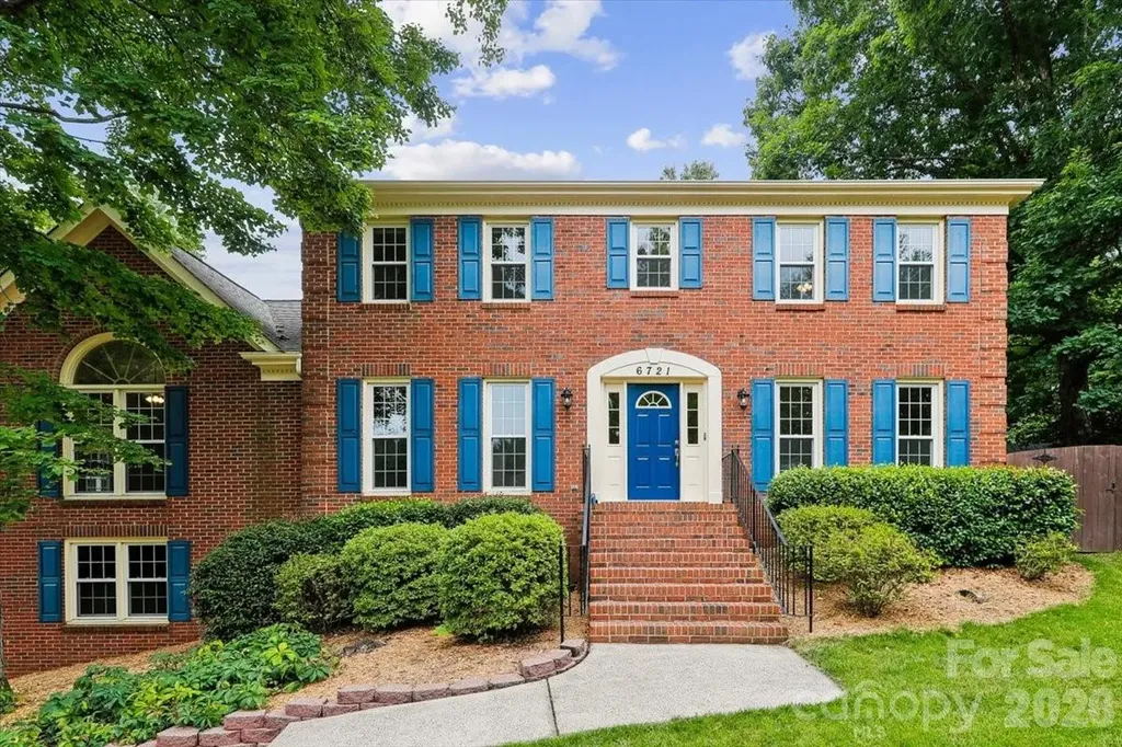 6721 Southby Court Charlotte NC 28270
