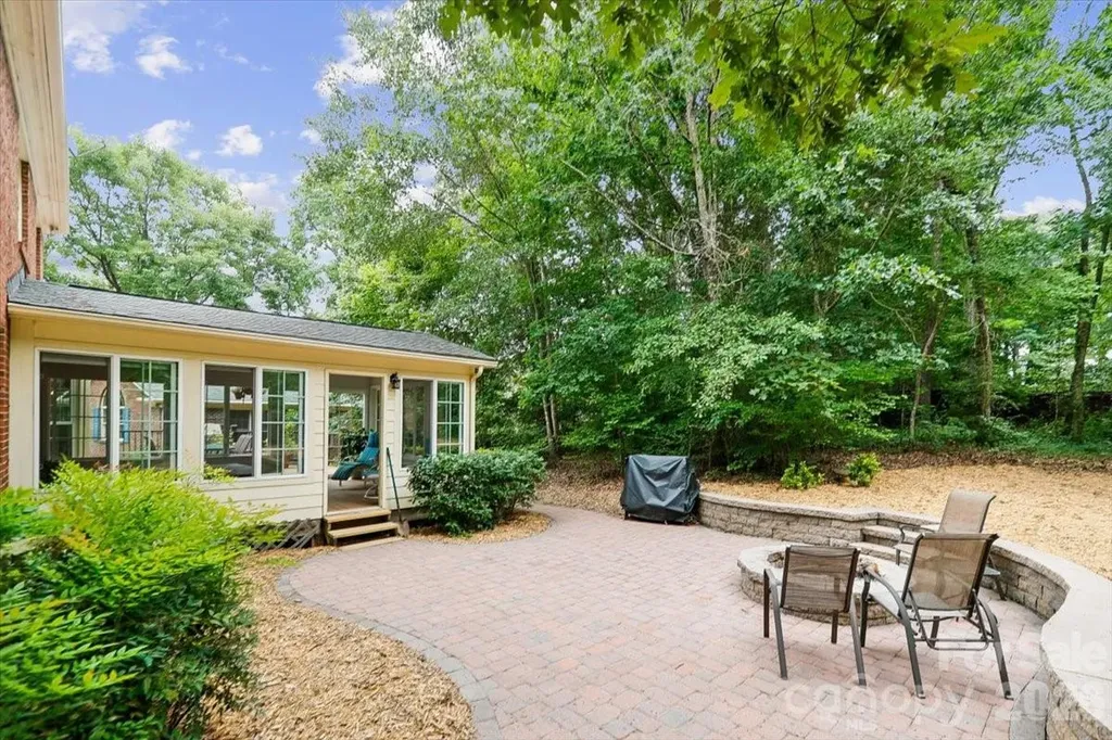 6721 Southby Court Charlotte NC 28270