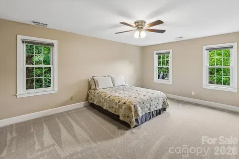 6721 Southby Court Charlotte NC 28270