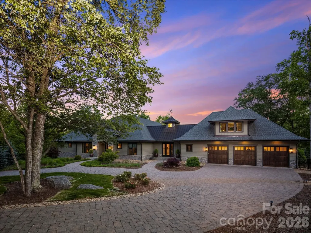 334 Walnut Valley Parkway Arden NC 28704