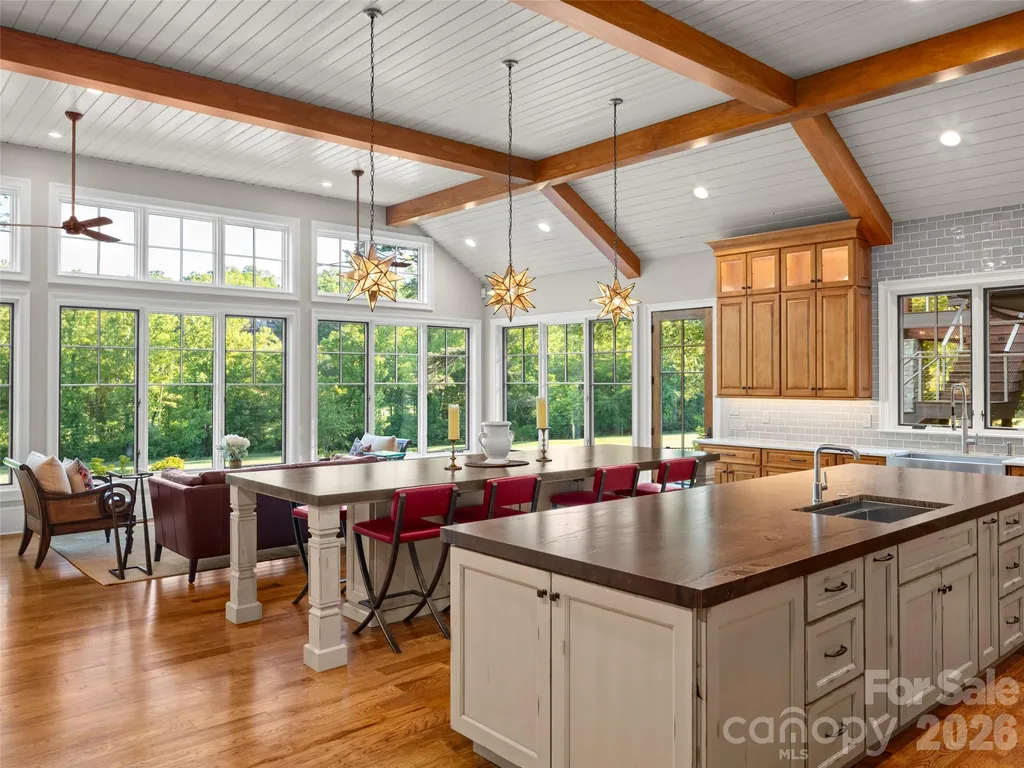 334 Walnut Valley Parkway Arden NC 28704