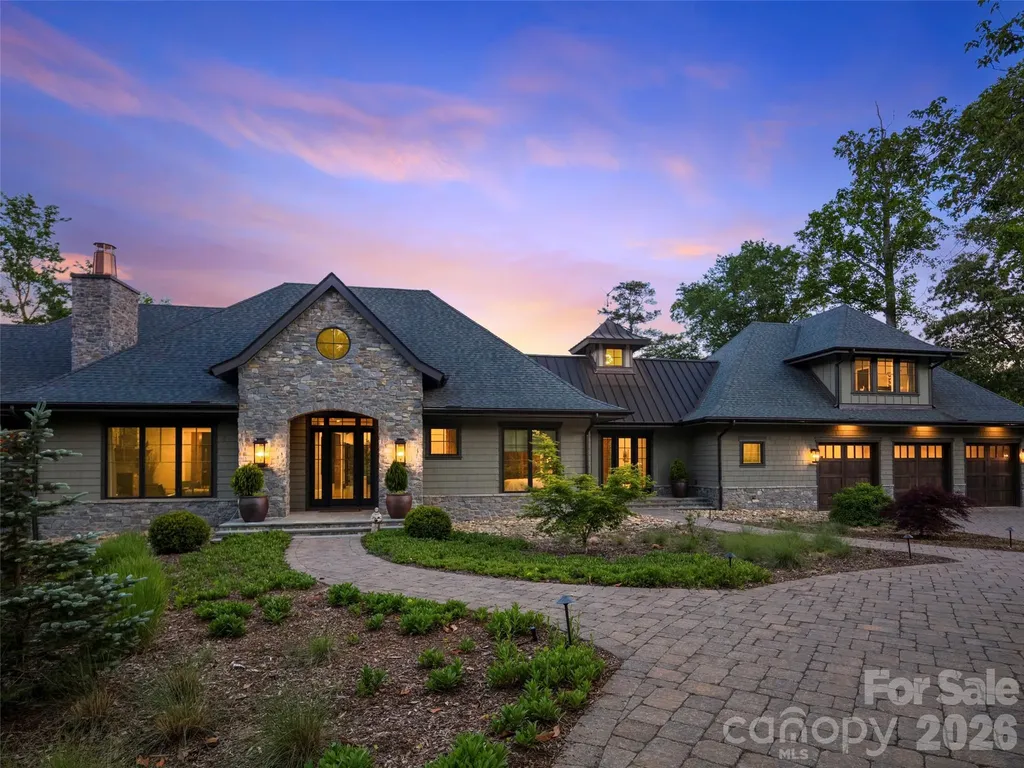334 Walnut Valley Parkway Arden NC 28704