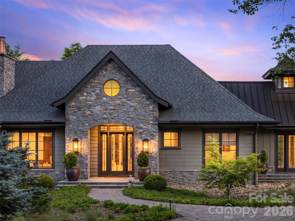 334 Walnut Valley Parkway Arden NC 28704
