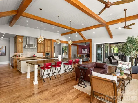 334 Walnut Valley Parkway Arden NC 28704