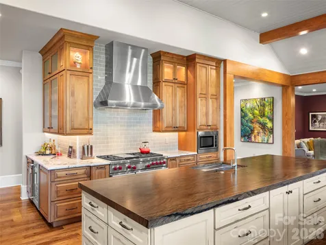 334 Walnut Valley Parkway Arden NC 28704