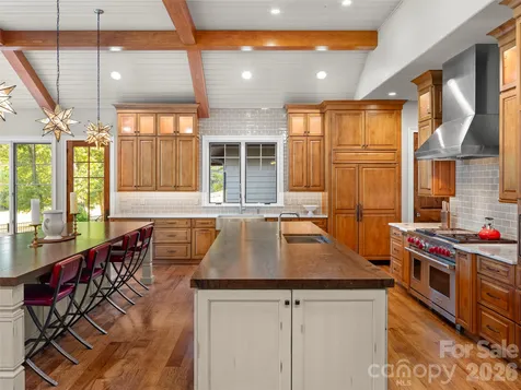 334 Walnut Valley Parkway Arden NC 28704