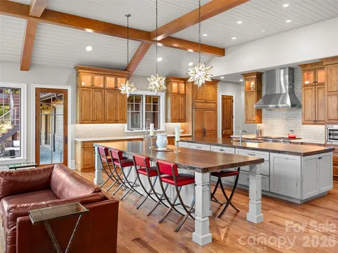 334 Walnut Valley Parkway Arden NC 28704