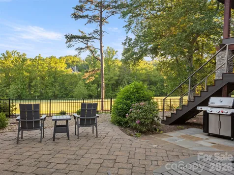 334 Walnut Valley Parkway Arden NC 28704
