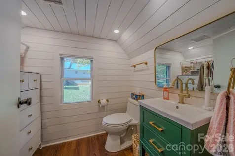 597 Tomahawk Avenue Black Mountain NC 28711