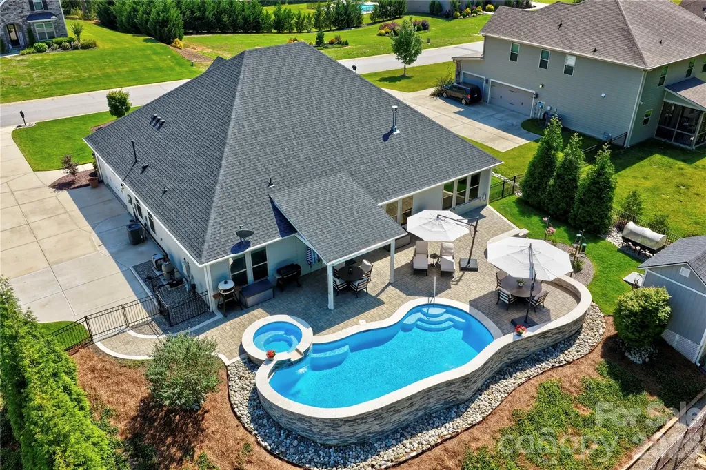 138 Campanile Drive Mooresville NC 28117