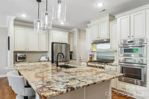 138 Campanile Drive Mooresville NC 28117