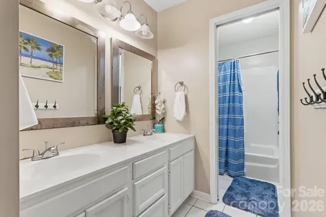 4219 Beauvista Drive Charlotte NC 28269