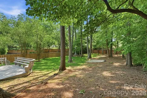 4219 Beauvista Drive Charlotte NC 28269