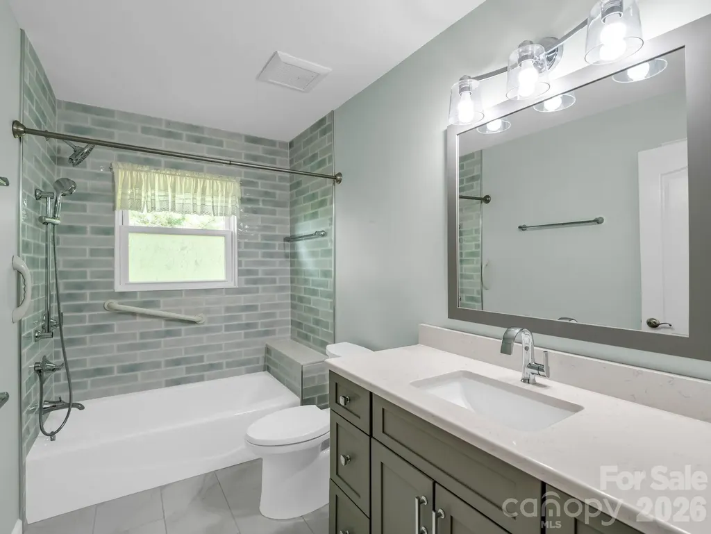 241 Dvdegi Court Brevard NC 28712