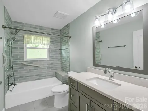 241 Dvdegi Court Brevard NC 28712