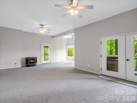 241 Dvdegi Court Brevard NC 28712
