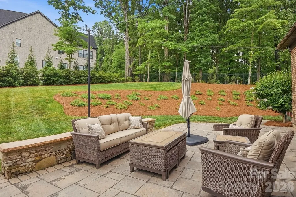 7626 Deerfield Manor Drive Charlotte NC 28270
