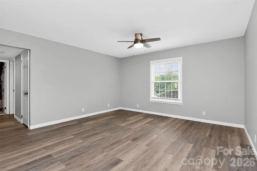2610 Park Road Charlotte NC 28209