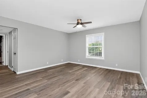 2610 Park Road Charlotte NC 28209