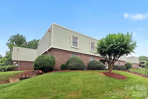 2610 Park Road Charlotte NC 28209