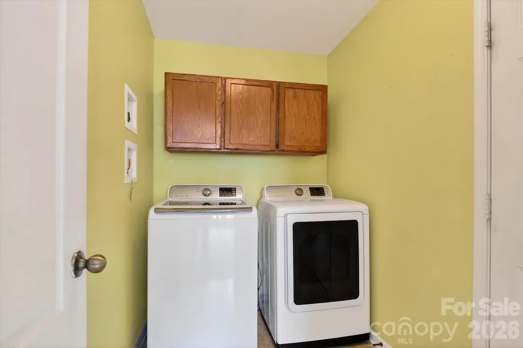 1533 Bray Drive Charlotte NC 28214