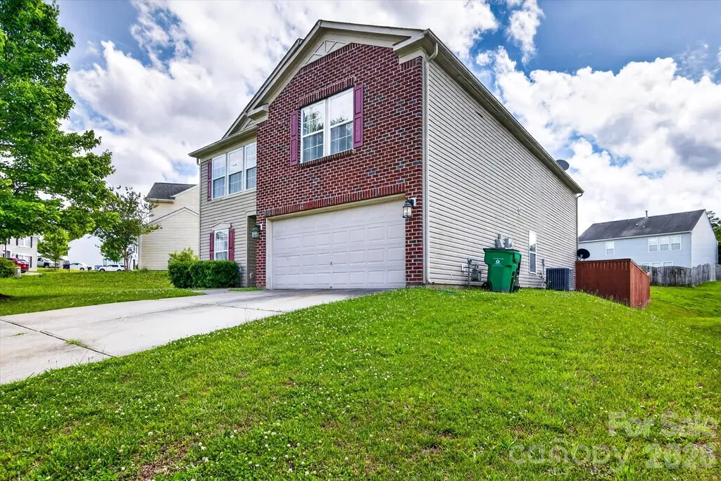 1533 Bray Drive Charlotte NC 28214