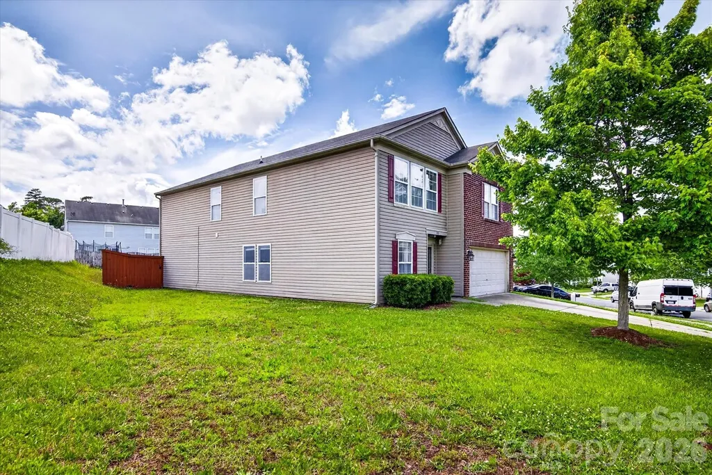1533 Bray Drive Charlotte NC 28214