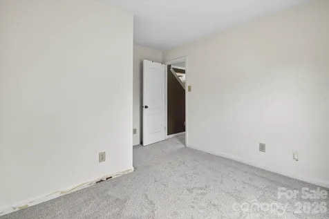 1533 Bray Drive Charlotte NC 28214