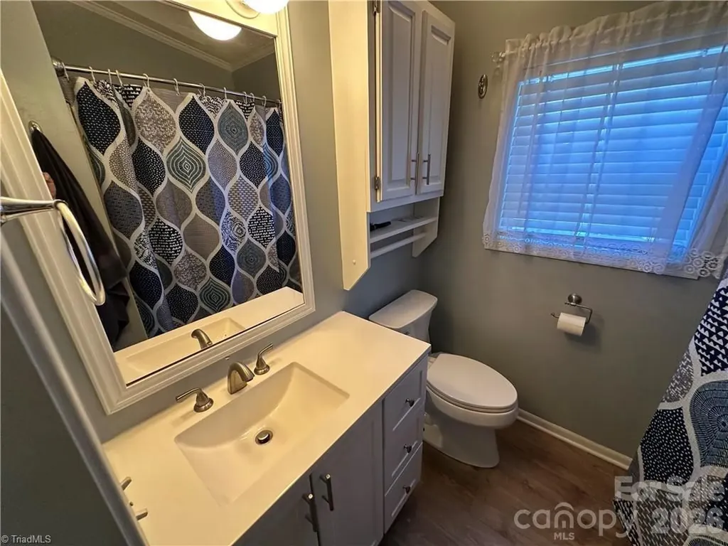 112 N Cardinal Drive New London NC 28127