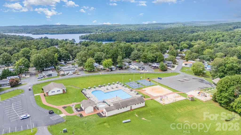 112 N Cardinal Drive New London NC 28127