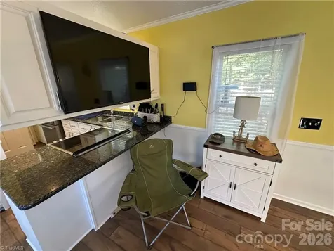 112 N Cardinal Drive New London NC 28127