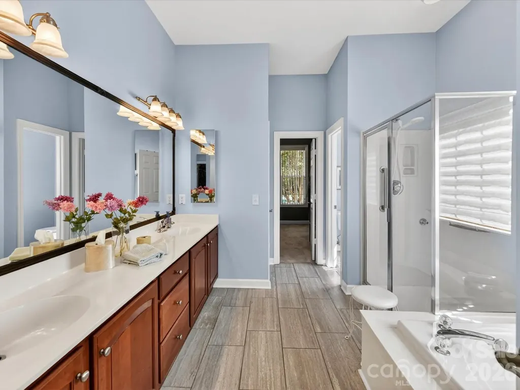 2535 Harlington Lane Charlotte NC 28270