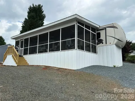 223 Grand View Drive New London NC 28127