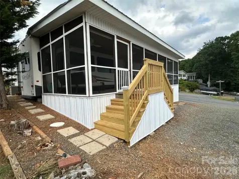 223 Grand View Drive New London NC 28127