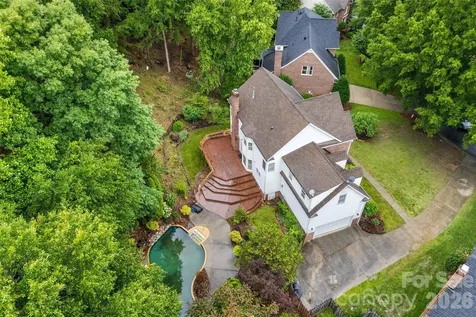 7411 Leharne Drive Charlotte NC 28270