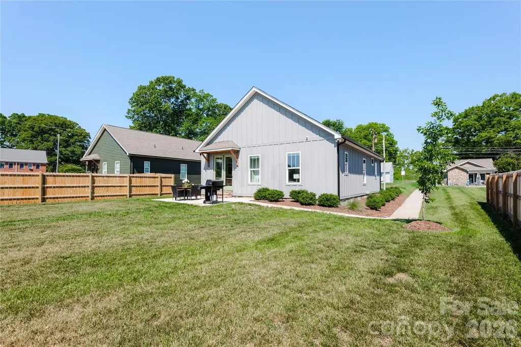 117 Roper Street Belmont NC 28012