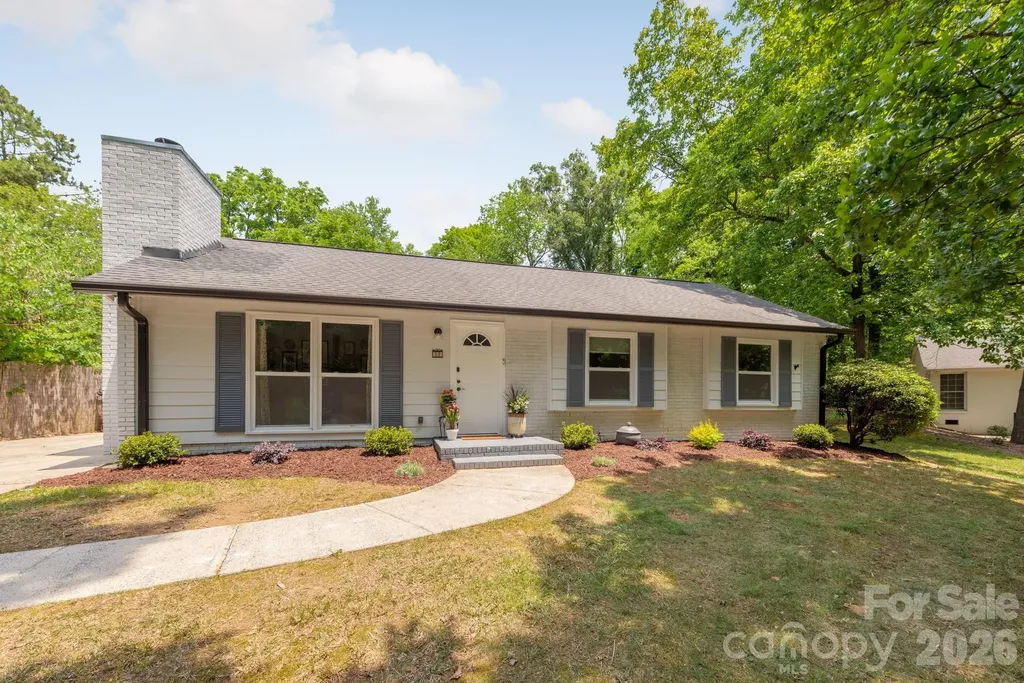 721 Rome Court Charlotte NC 28209
