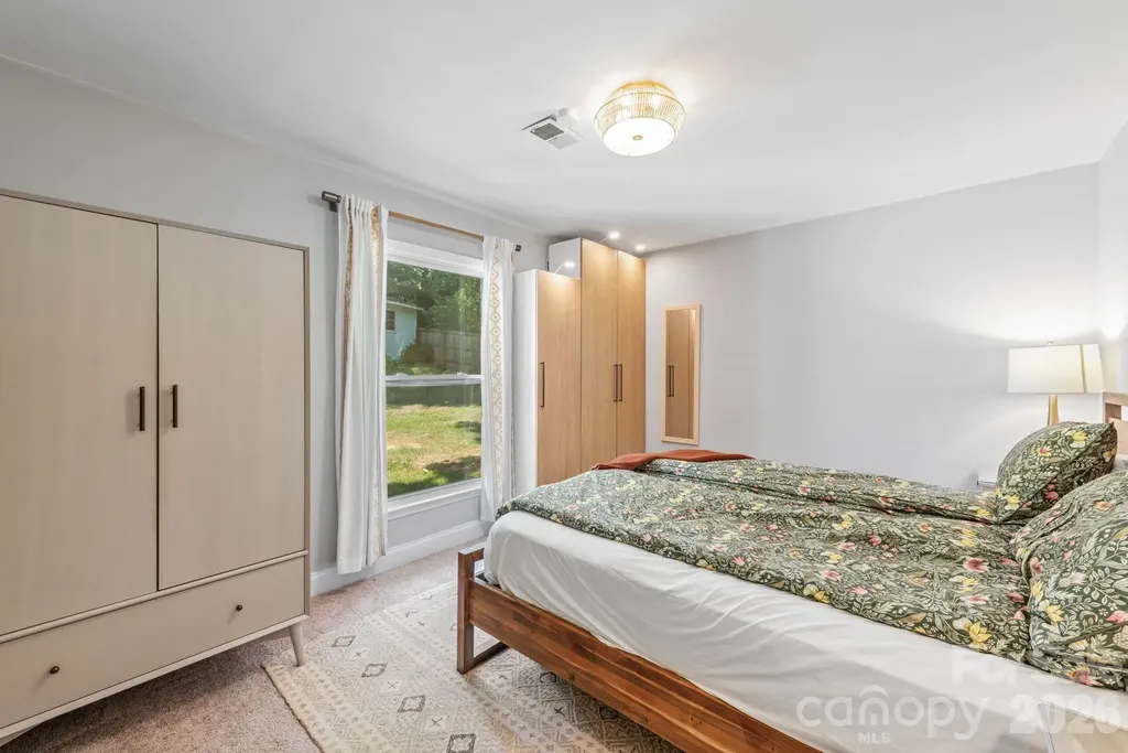721 Rome Court Charlotte NC 28209