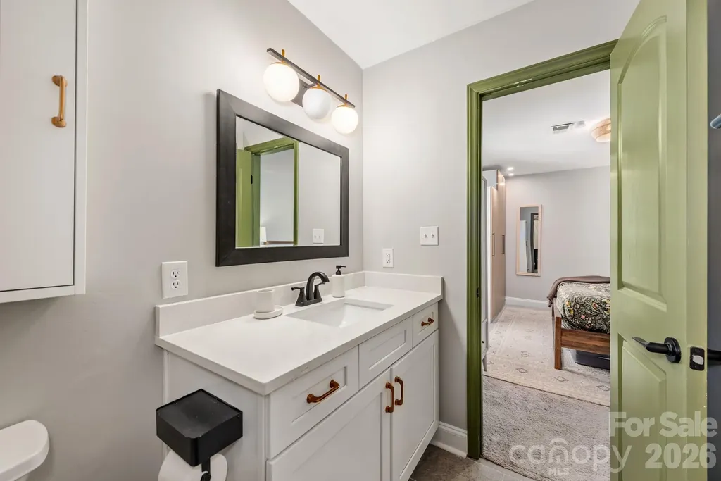 721 Rome Court Charlotte NC 28209